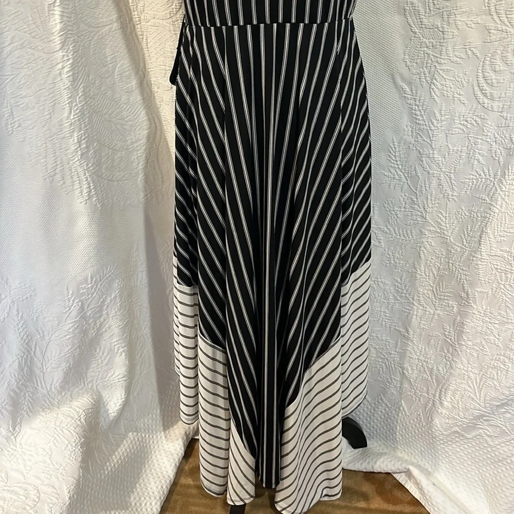 Wrapper maxi dress, size medium‎